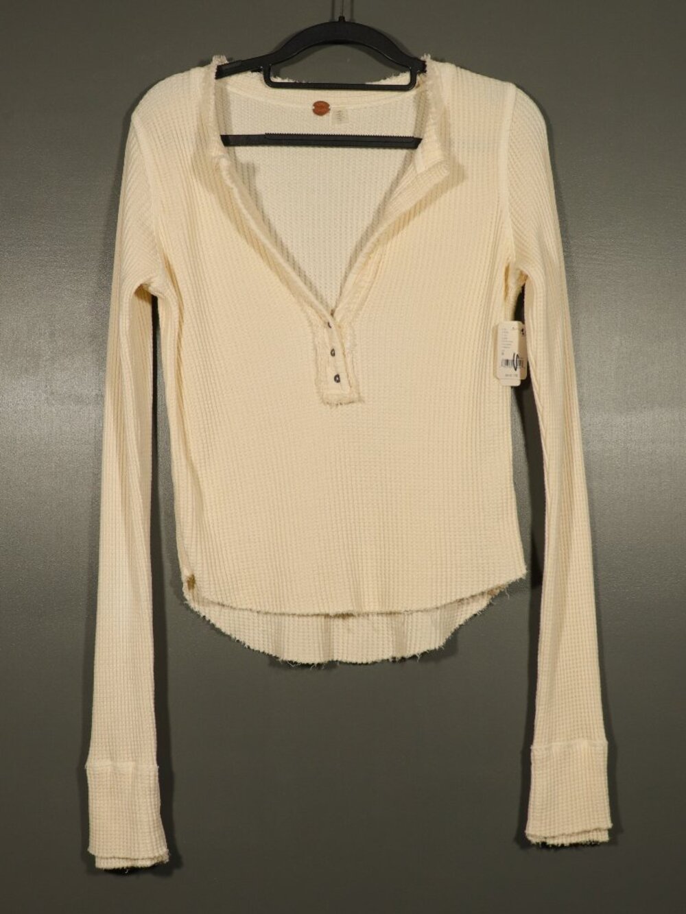 NWT Free People Long Sleeve V Neck Henley in Ivory Size Medium
